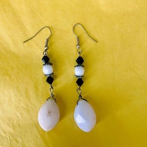 LONG DANGLING BLACK & WHITE EARRINGS